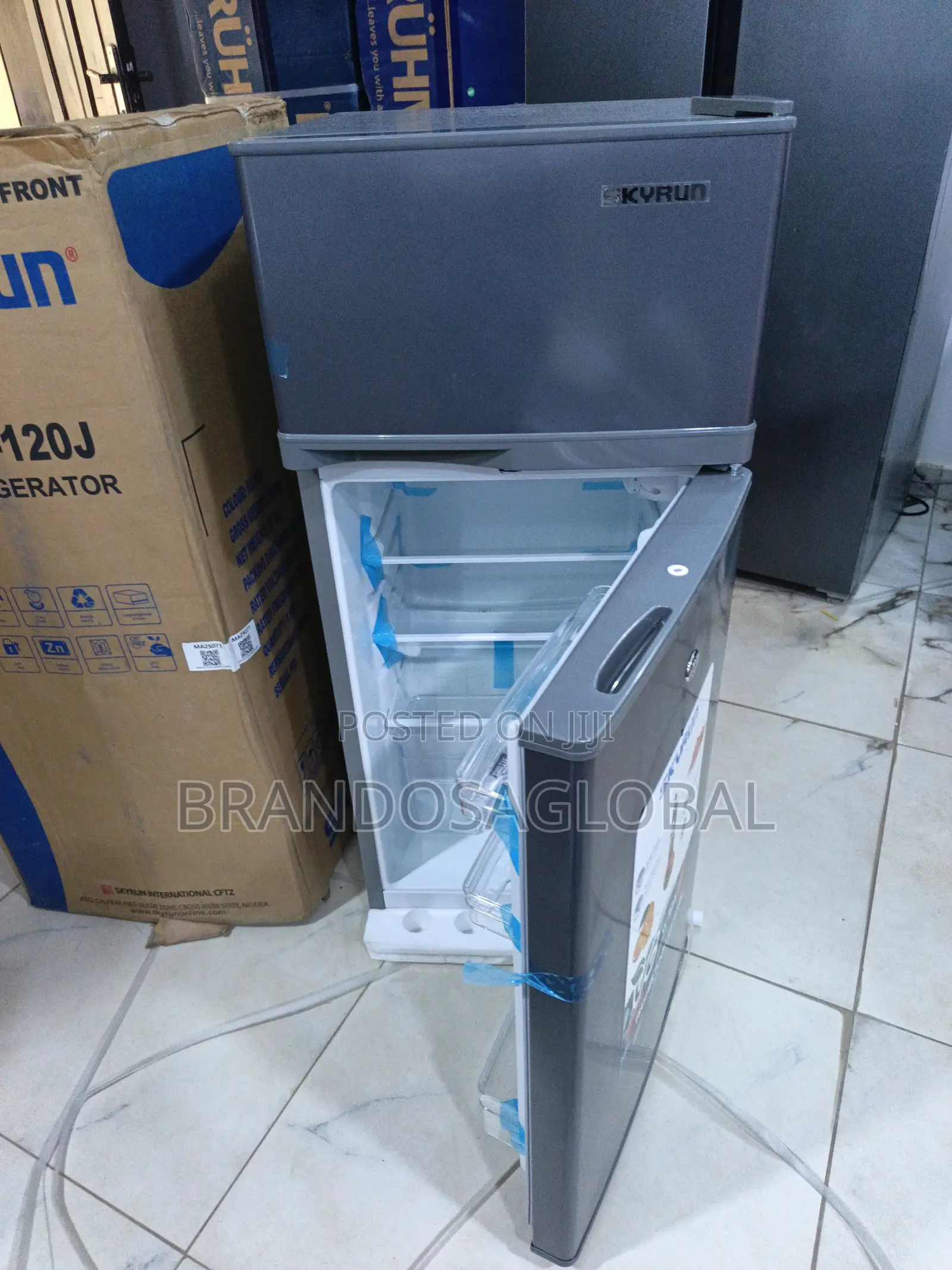 Skyrun 105L Double Door Refrigerator – Compact Modern Refrigerator