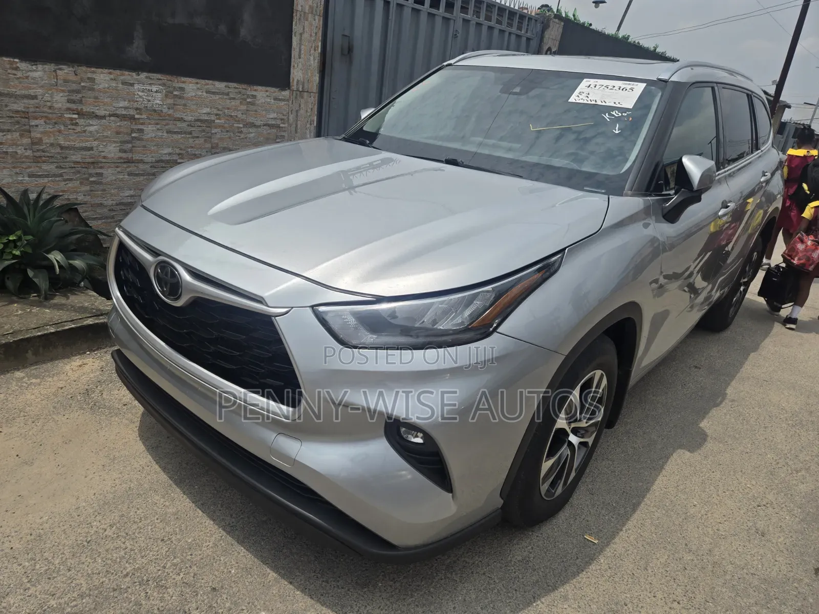 Toyota Highlander 2021 Silver