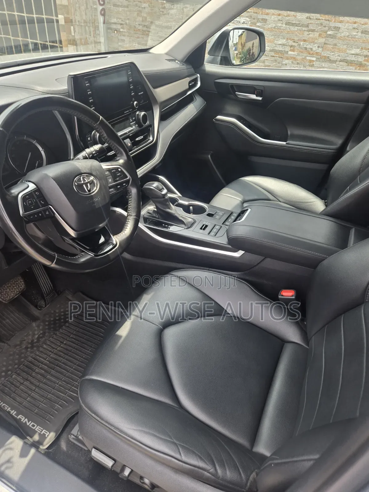 Toyota Highlander 2021 Silver
