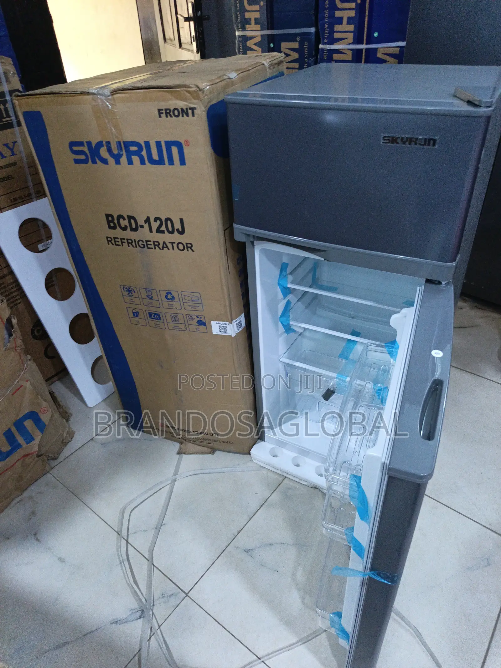 Skyrun 105L Refrigerator – Compact Family Refrigerator