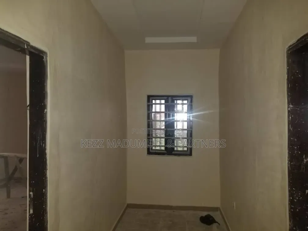 1bdrm Block of Flats in Elikpokpodu Rukpokwu for rent