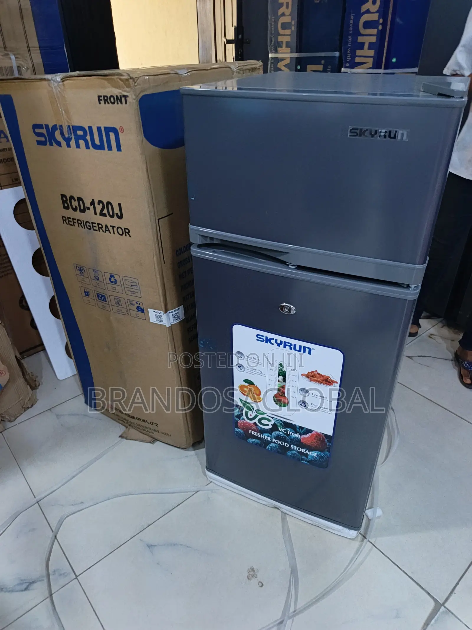 Skyrun BCD-120J Refrigerator – Efficient Compact Fridge Freezer