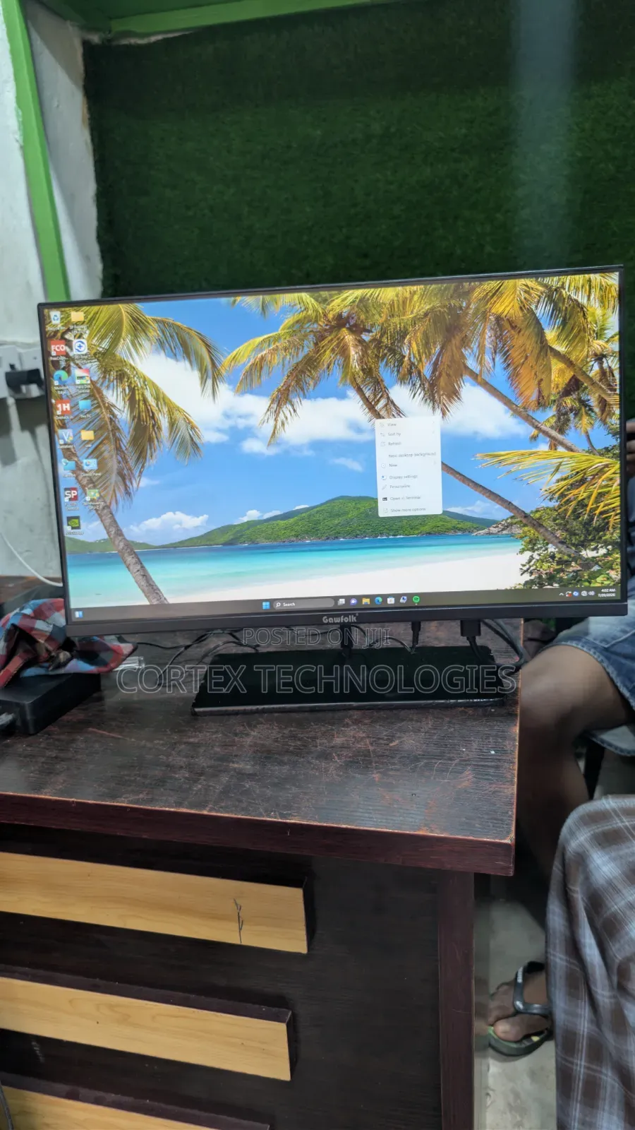 24 Inches Gaming 180hz Refresh Rate Frameless Monitor