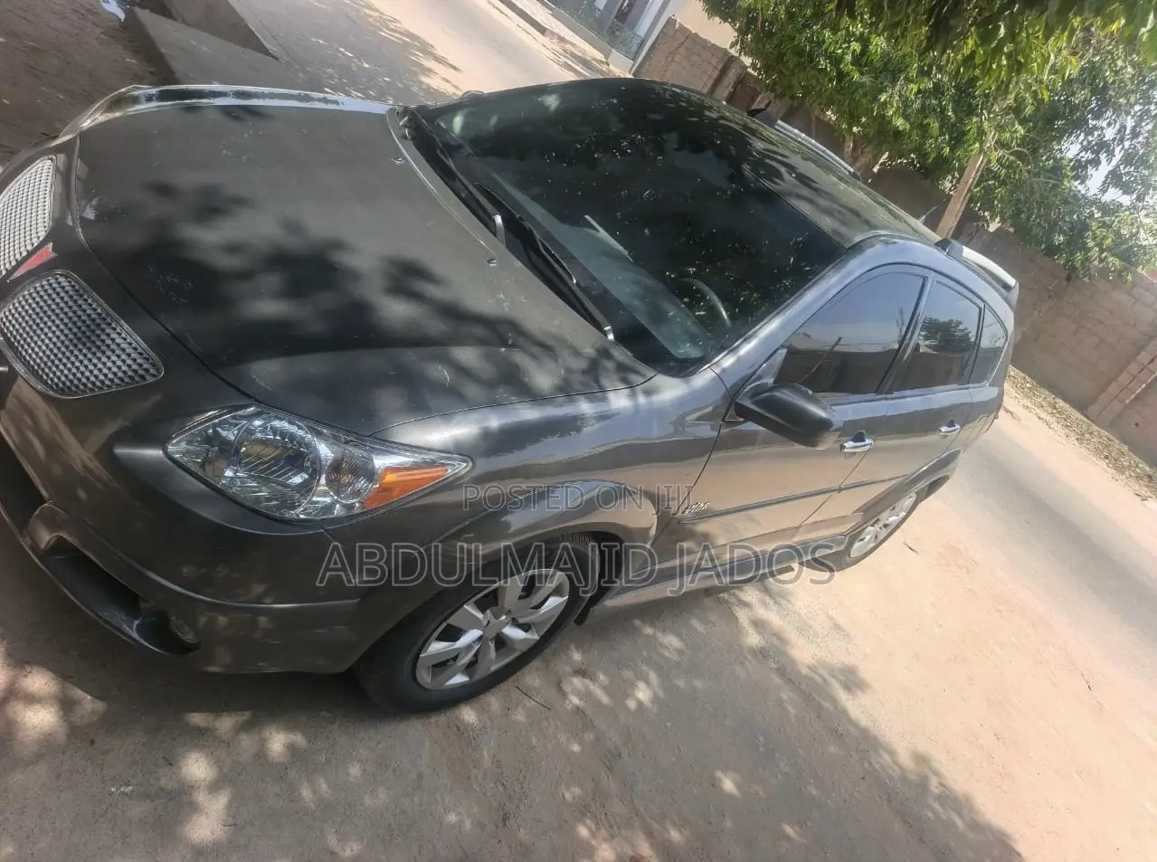 Pontiac Vibe 2005 Gray