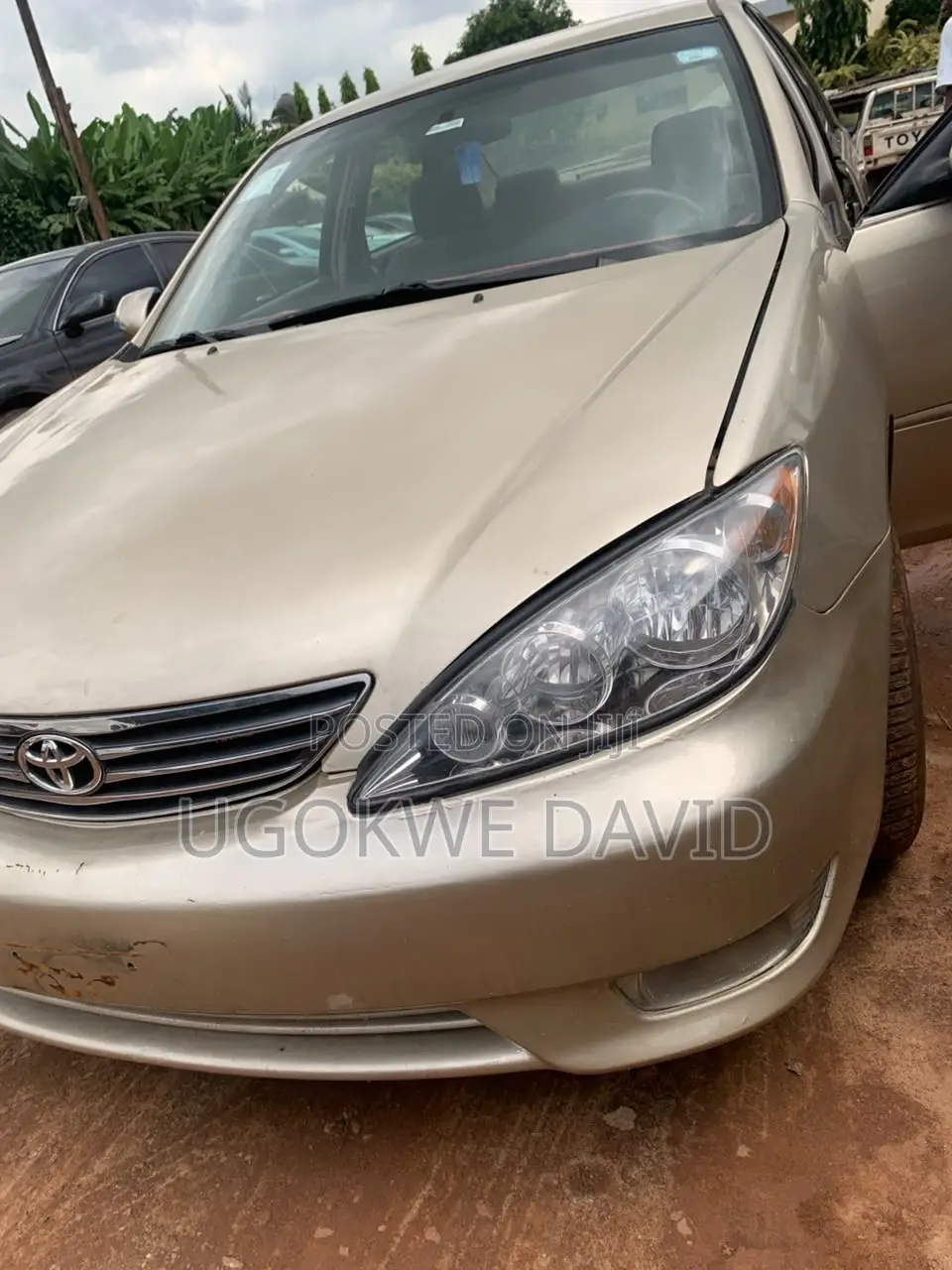 Toyota Camry 2005 Gold