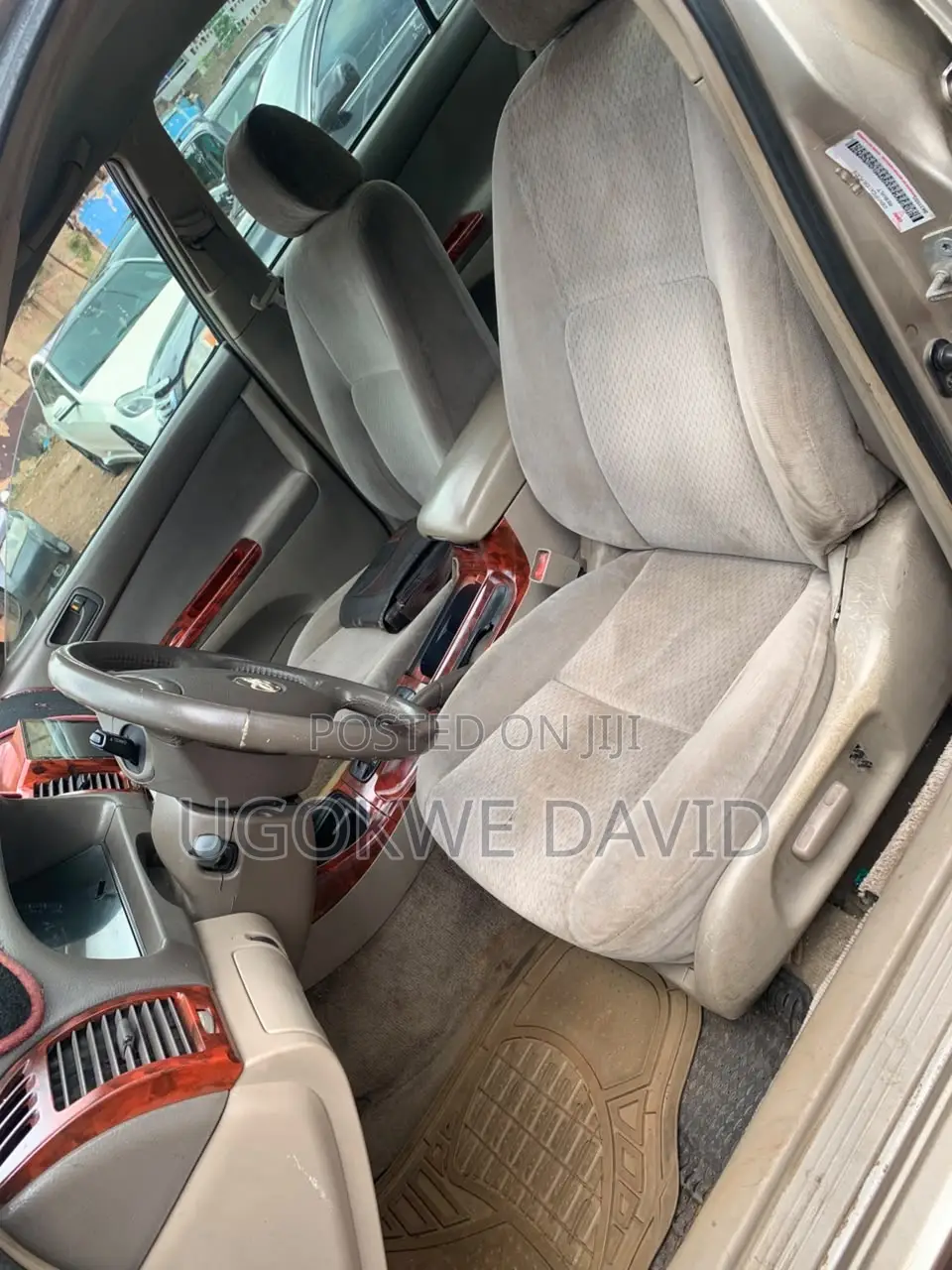 Toyota Camry 2005 Gold