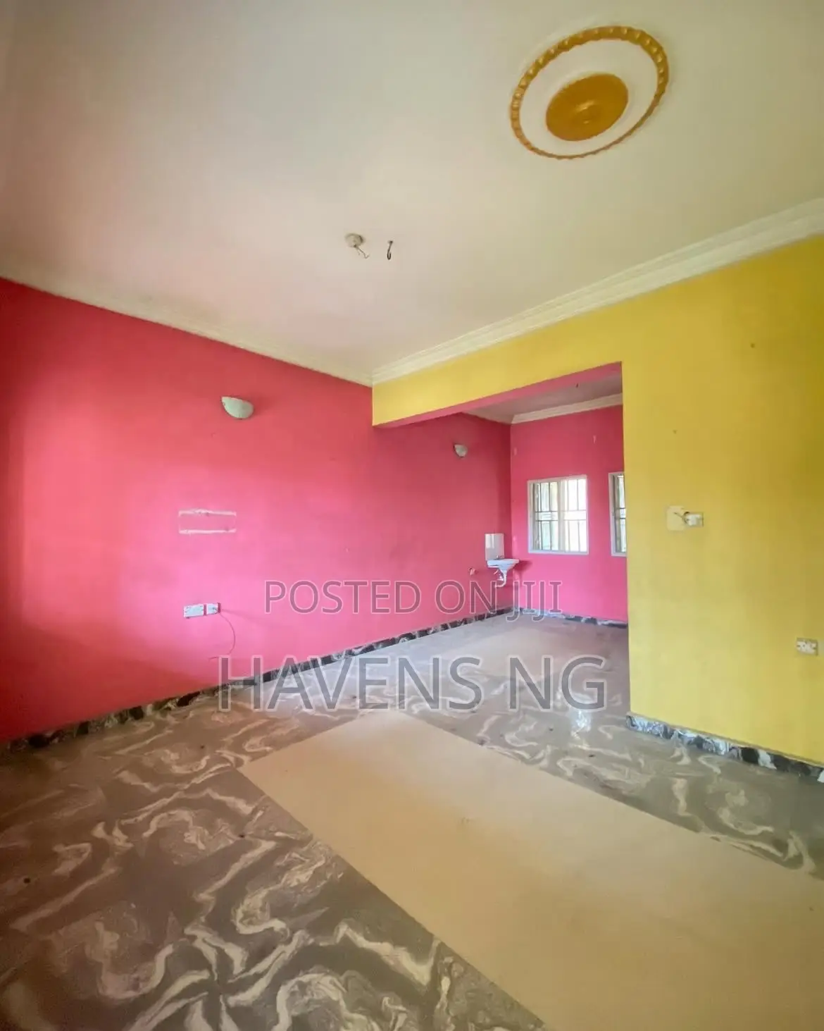 12bdrm Block of Flats in Obio-Akpor for sale