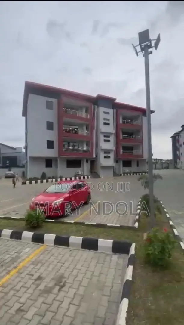 Furnished 3bdrm Block of Flats in Raymond Estate, Agboyi/Ketu for sale
