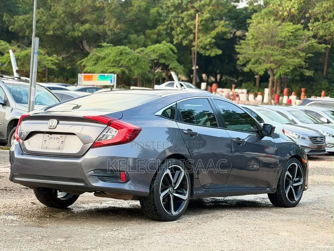 Honda Civic EX-T 4dr Sedan (1.5L 4cyl) 2016 Gray