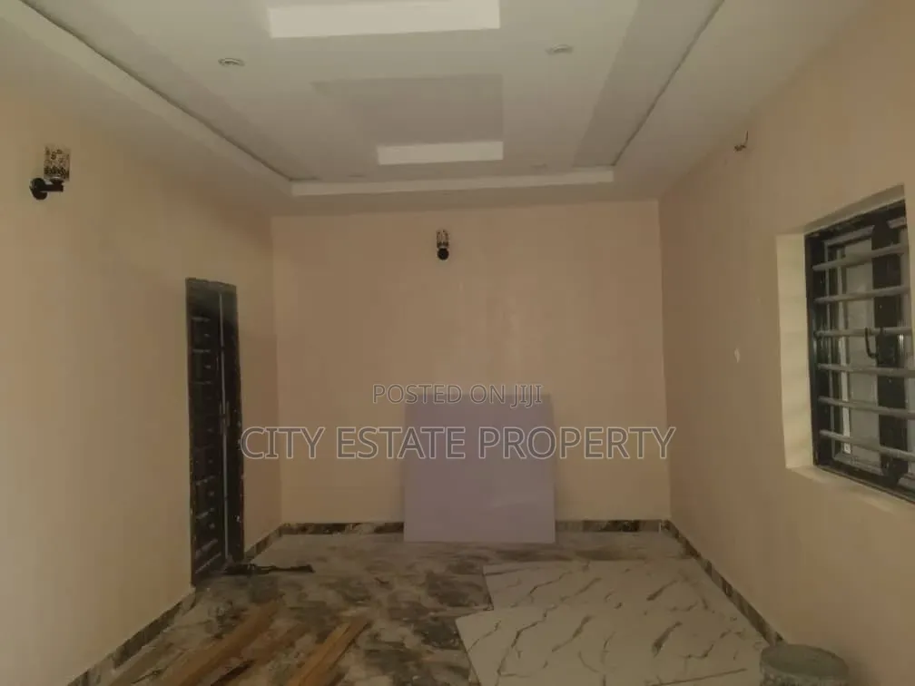 Furnished 2bdrm Block of Flats in Stella Marris, Rukpokwu for rent