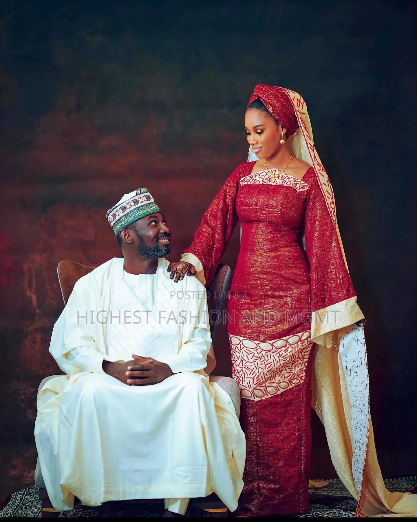 Crimson Brocade Gown Cream Babban Riga Set
