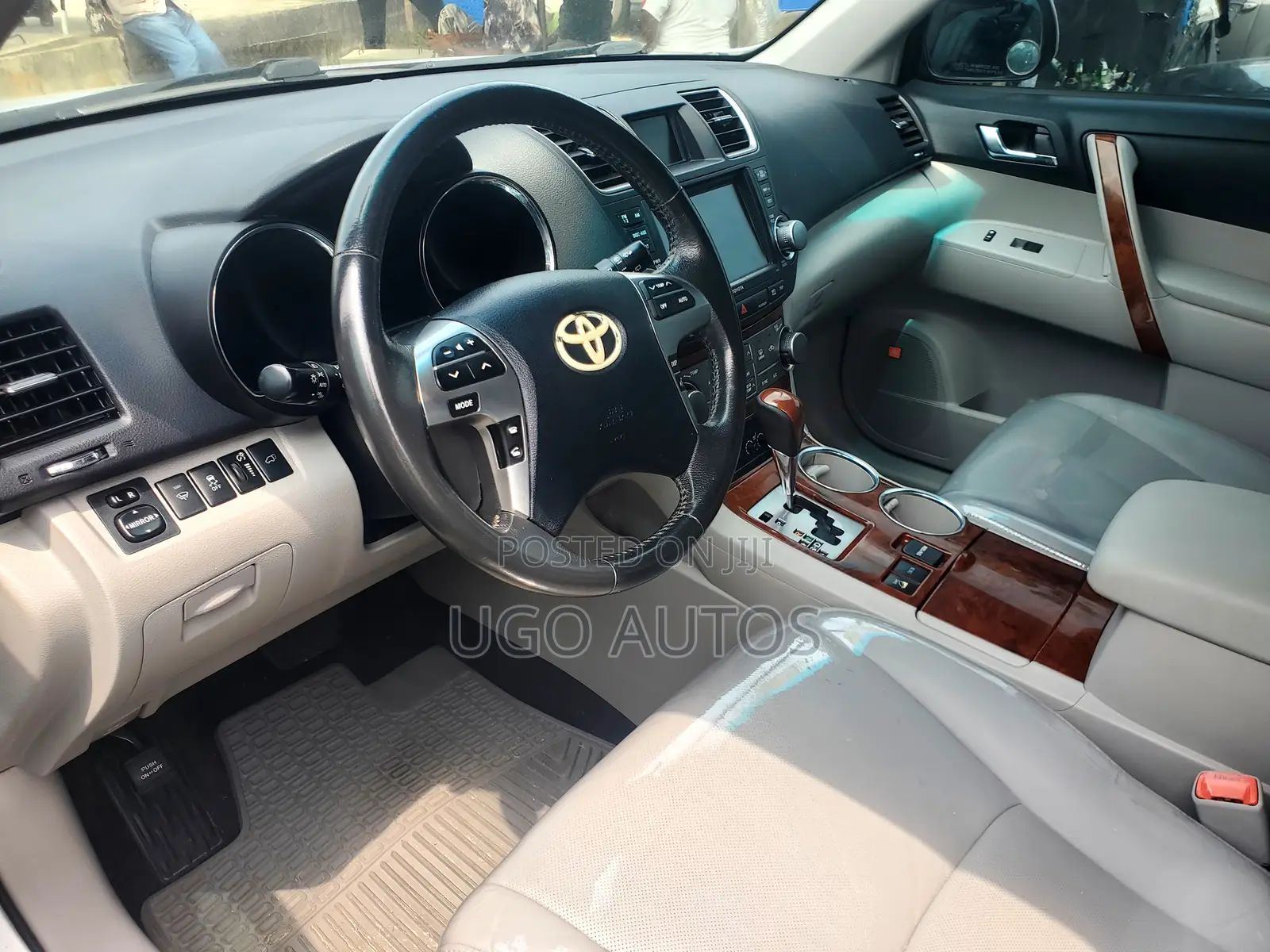 Toyota Highlander Limited 2012