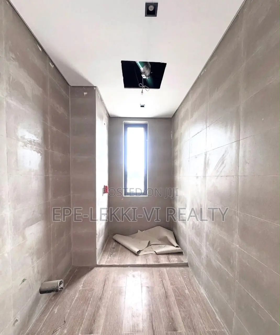 3bdrm Apartment in Victoria Island for sale