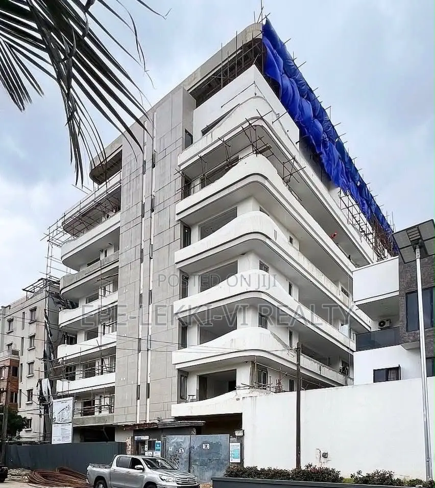 3bdrm Apartment in Victoria Island for sale