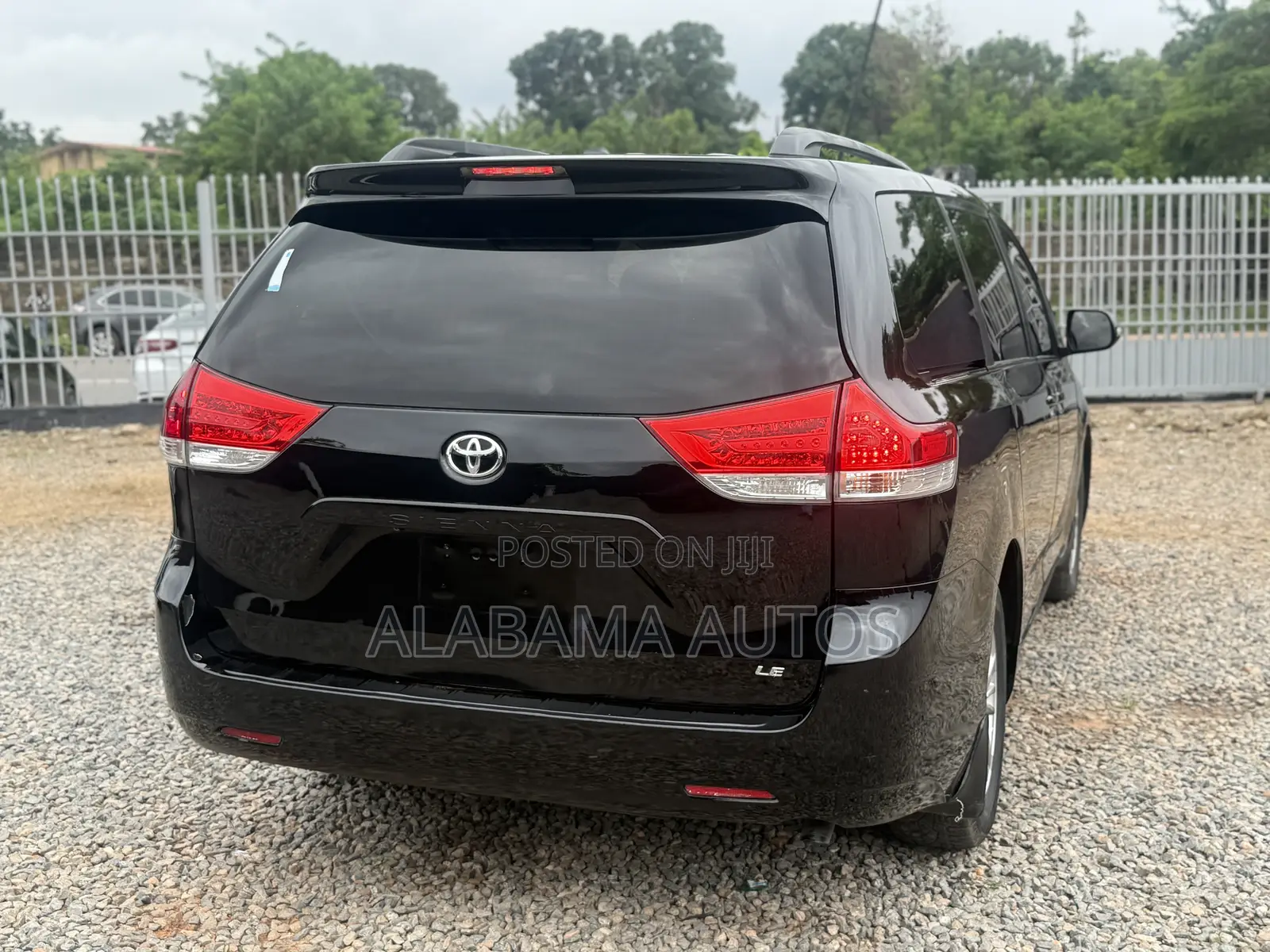 Toyota Sienna LE 7 Passenger 2011 Black