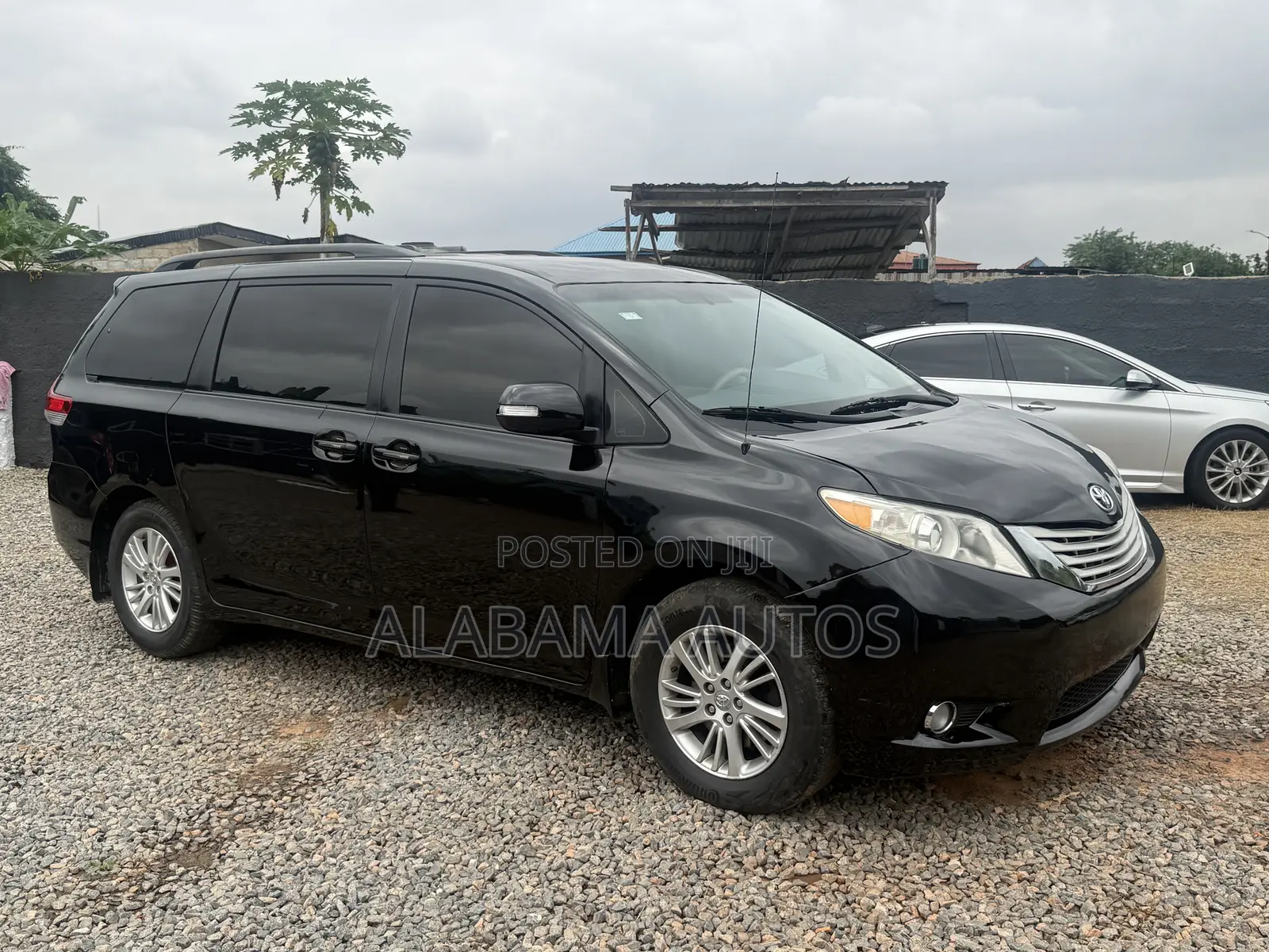 Toyota Sienna LE 7 Passenger 2011 Black