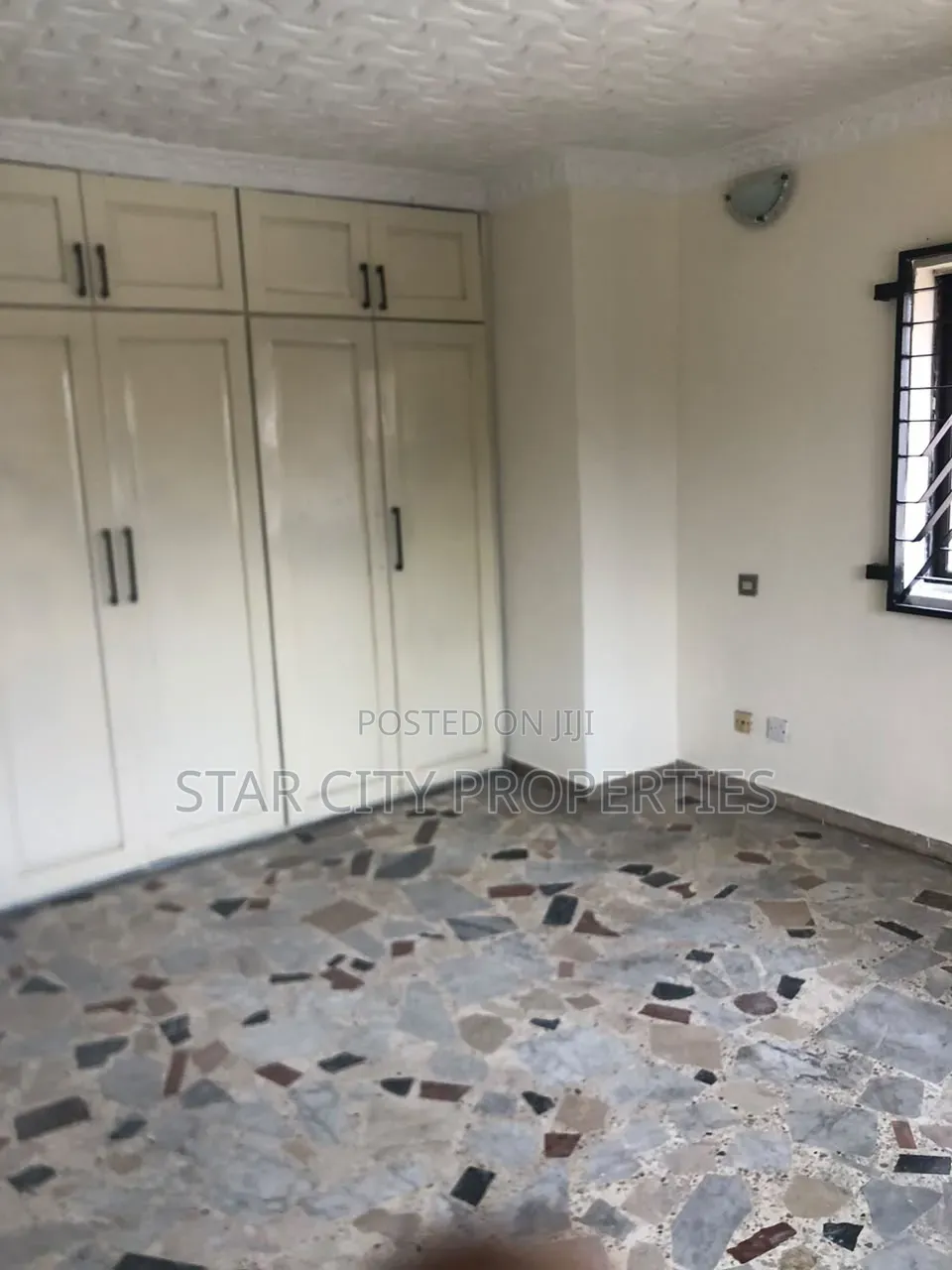 5bdrm House in Ramat, Ogudu Gra for rent