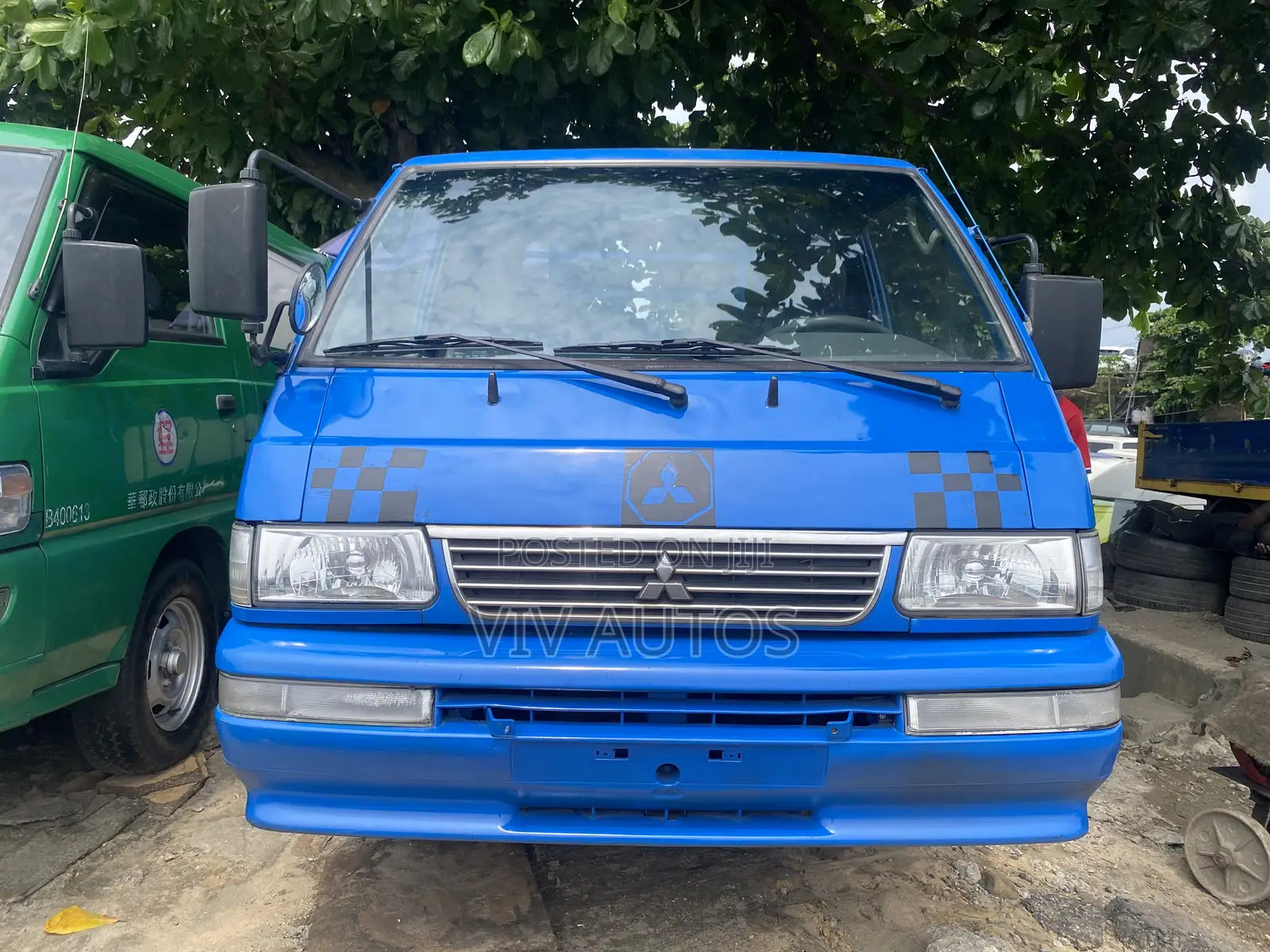 Mitsubishi Big Bucket