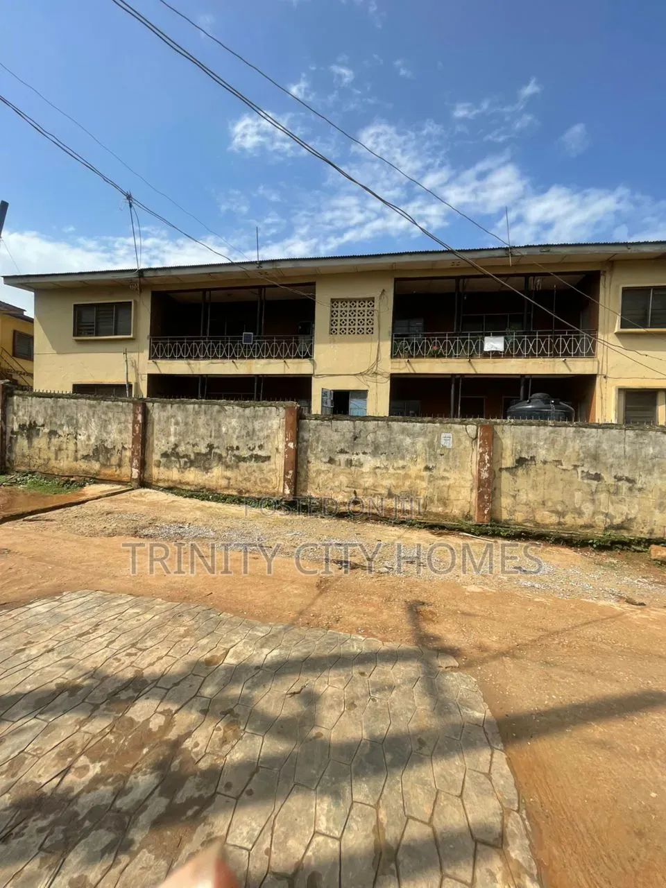 6bdrm House in Lead City, Felele, CHallenge / Ibadan for sale