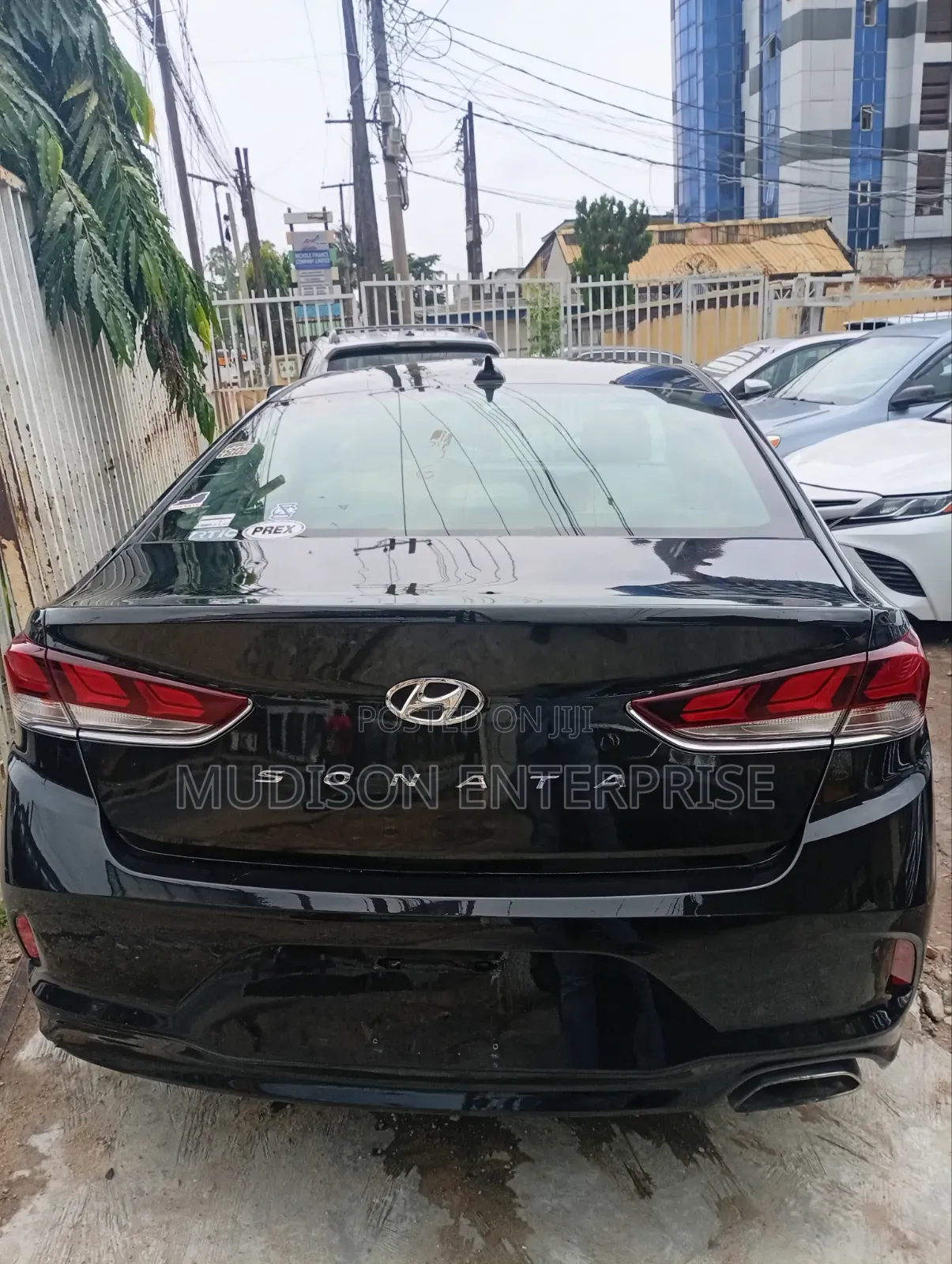 Hyundai Sonata Base Sedan FWD (2.4L 4cyl 6A) 2017 Black