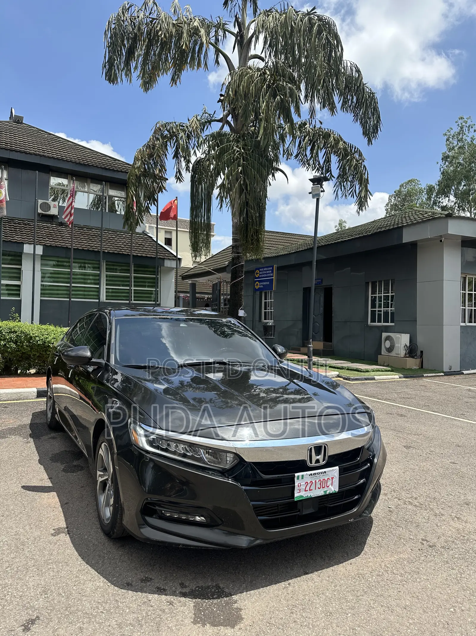 Honda Accord Touring 2.0T 2020 Gray