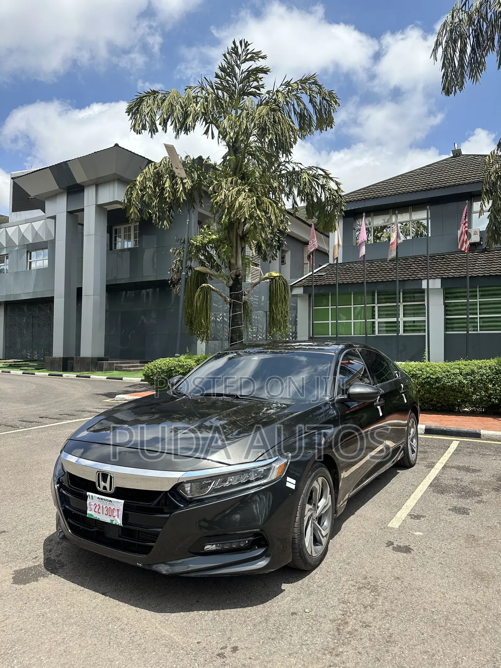 Honda Accord Touring 2.0T 2020 Gray