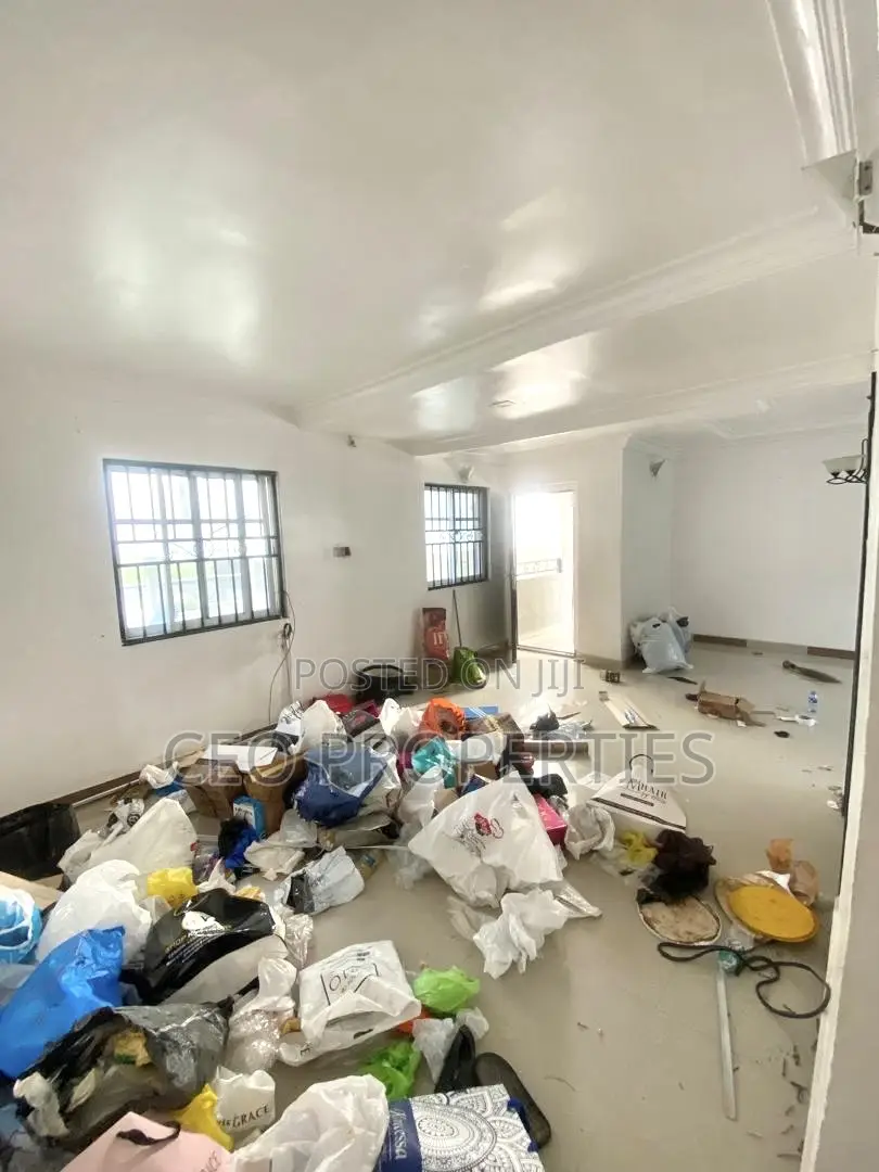 2bdrm Block of Flats in Chisco-Lekki for rent