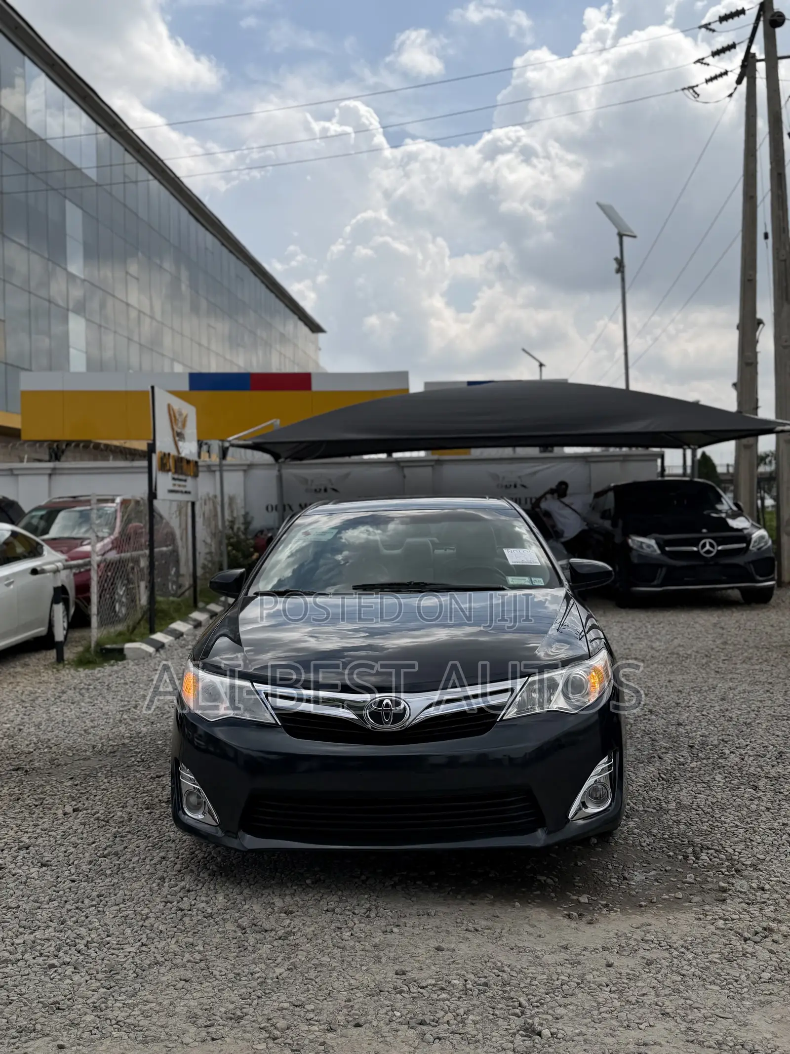 Toyota Camry SE 4dr Sedan (2.5L 4cyl 6A) 2013 Gray