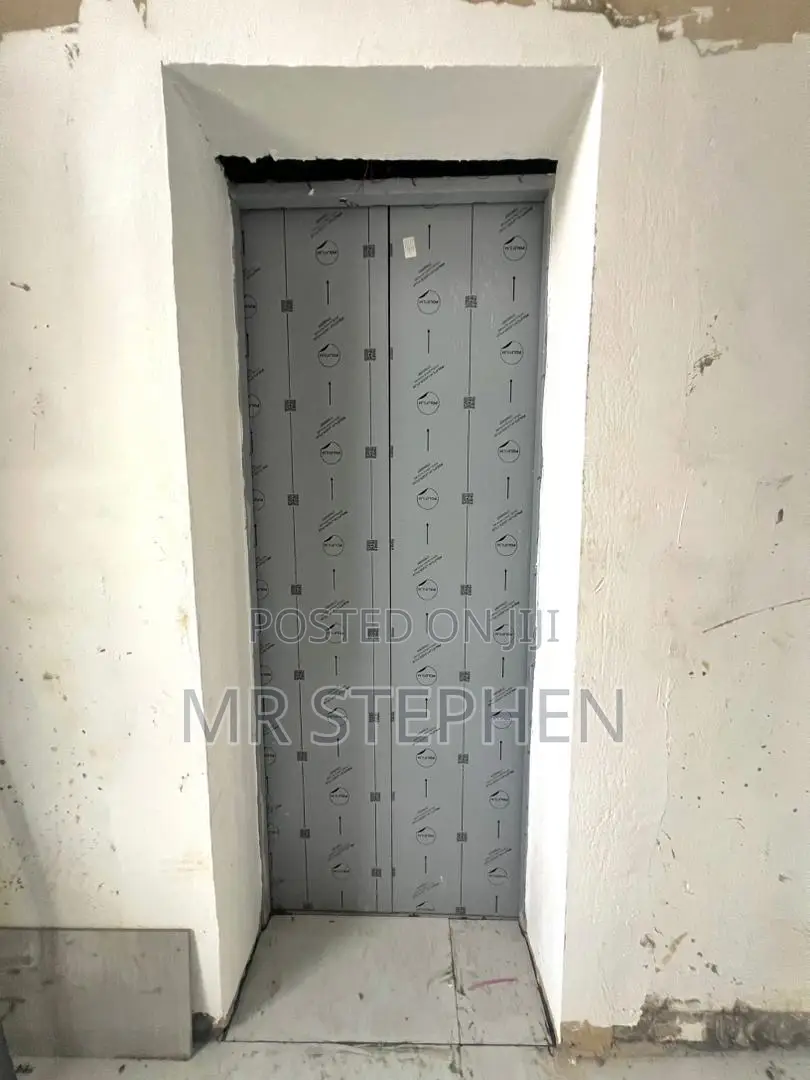 5bdrm Duplex in Banana Island for sale
