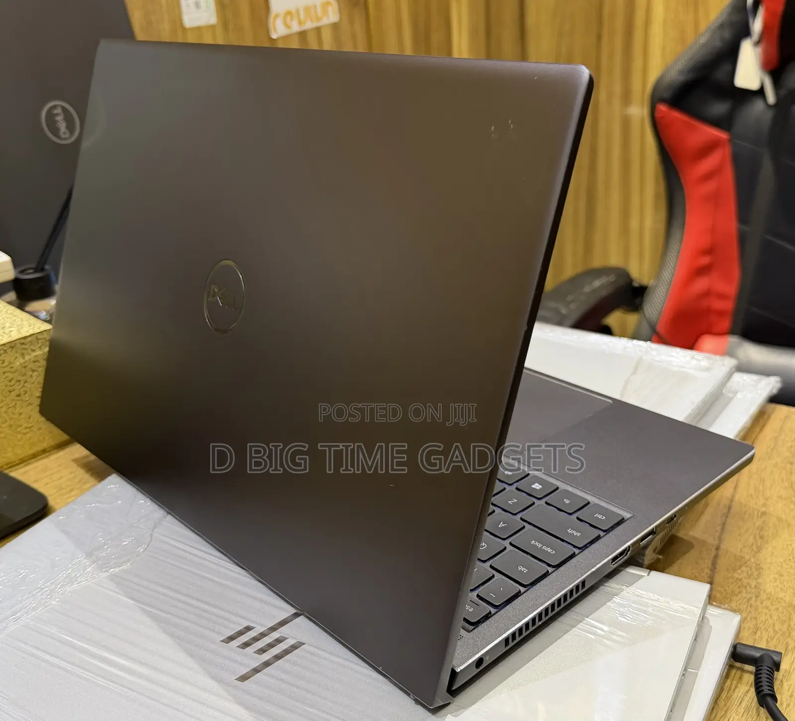 Laptop Dell Vostro 7510 24GB Intel Core i7 SSD 512GB
