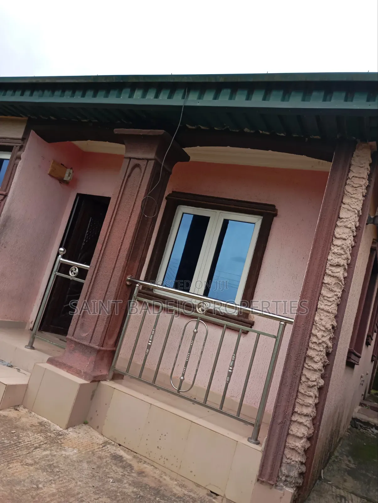 1bdrm Block of Flats in Yabatech Estate., Gberigbe for rent