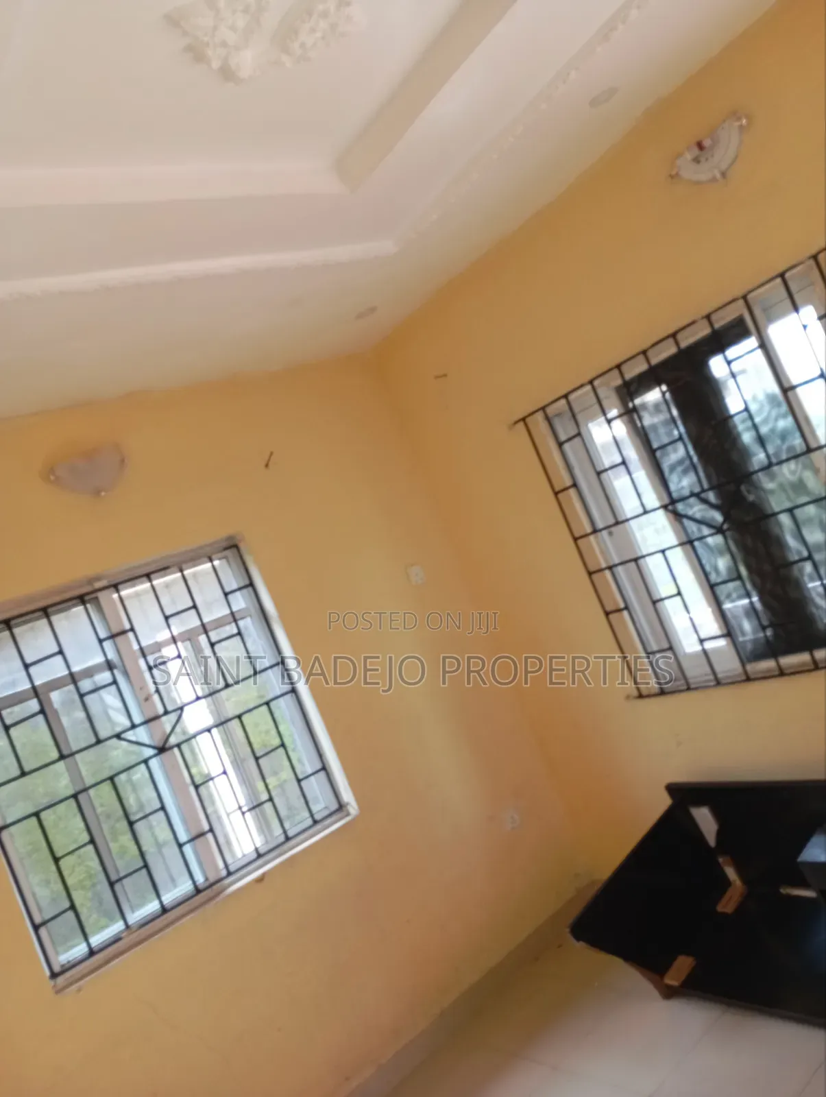 1bdrm Block of Flats in Yabatech Estate., Gberigbe for rent