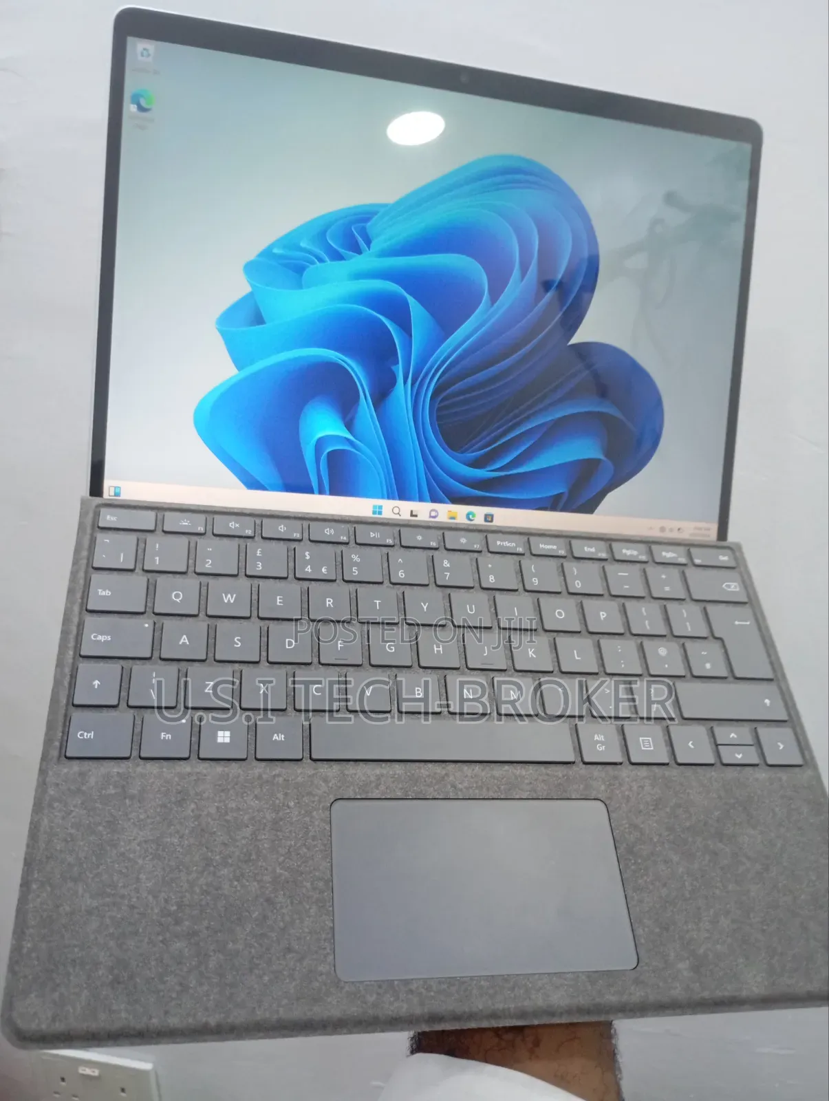 Laptop Microsoft Surface Pro 8 8GB Intel Core i5 SSD 256GB