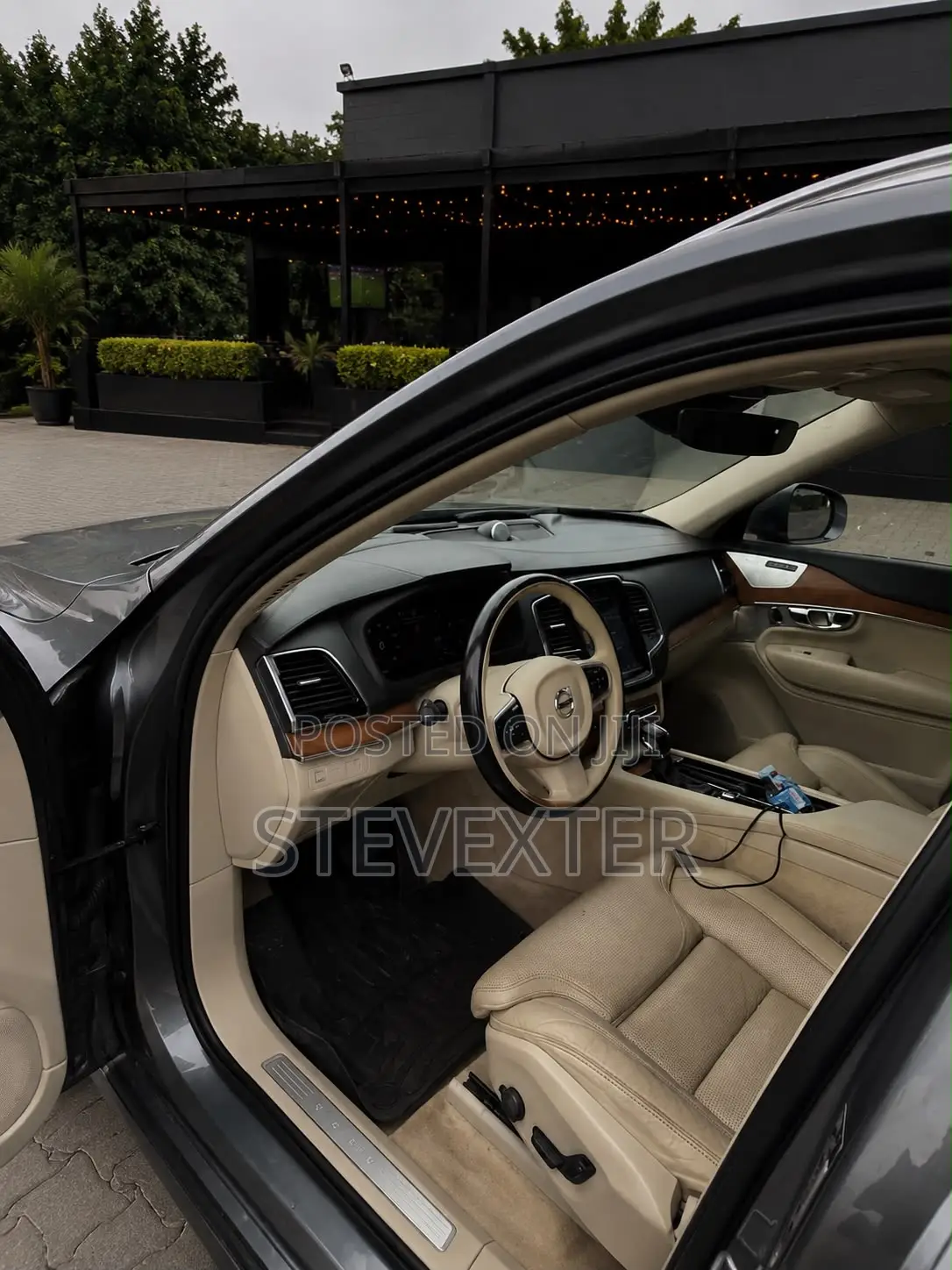 Volvo XC90 2016 Silver