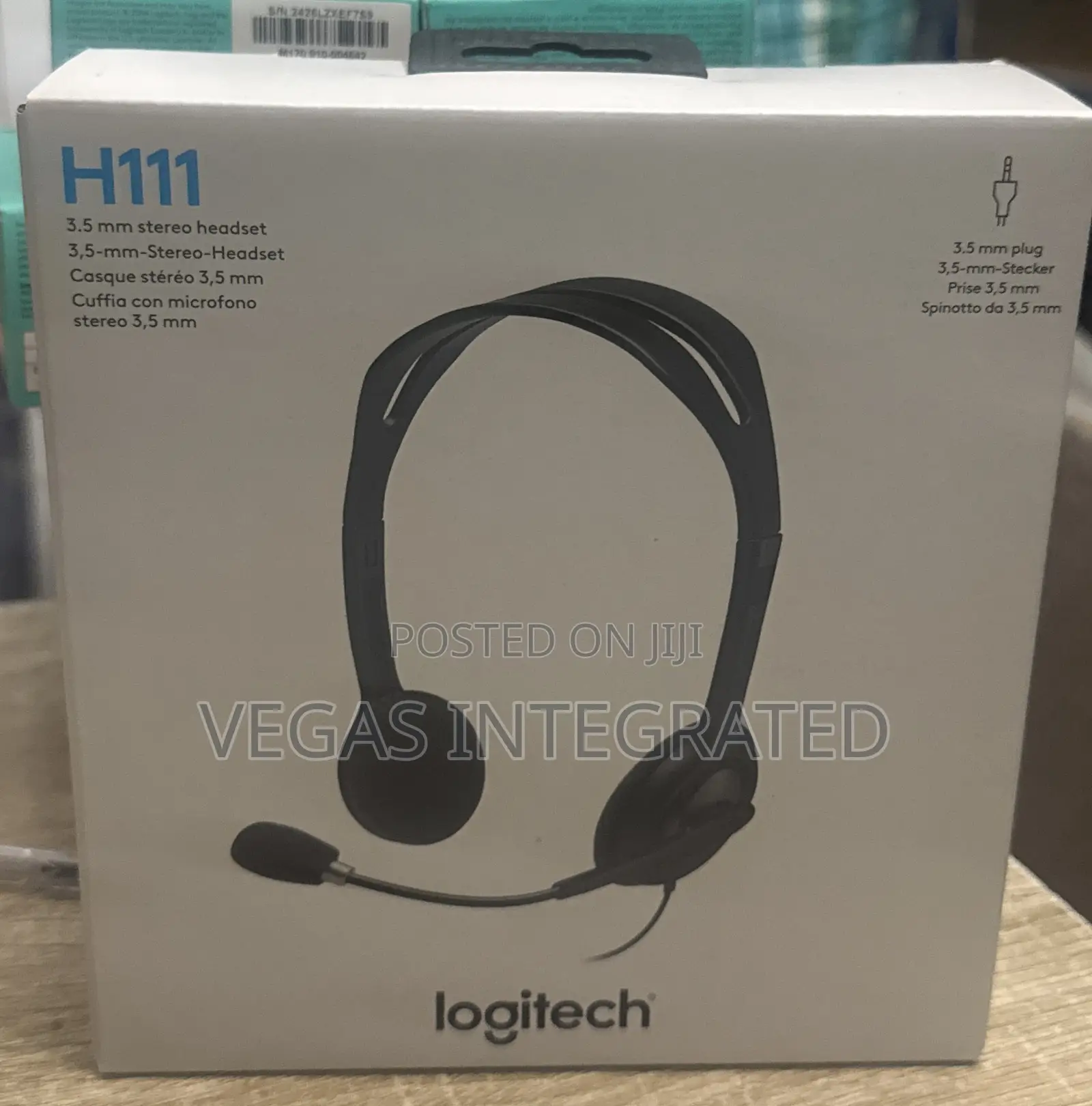 Logitech H111 Wired Headset, Stereo Headphones With Noise-Cancellation
