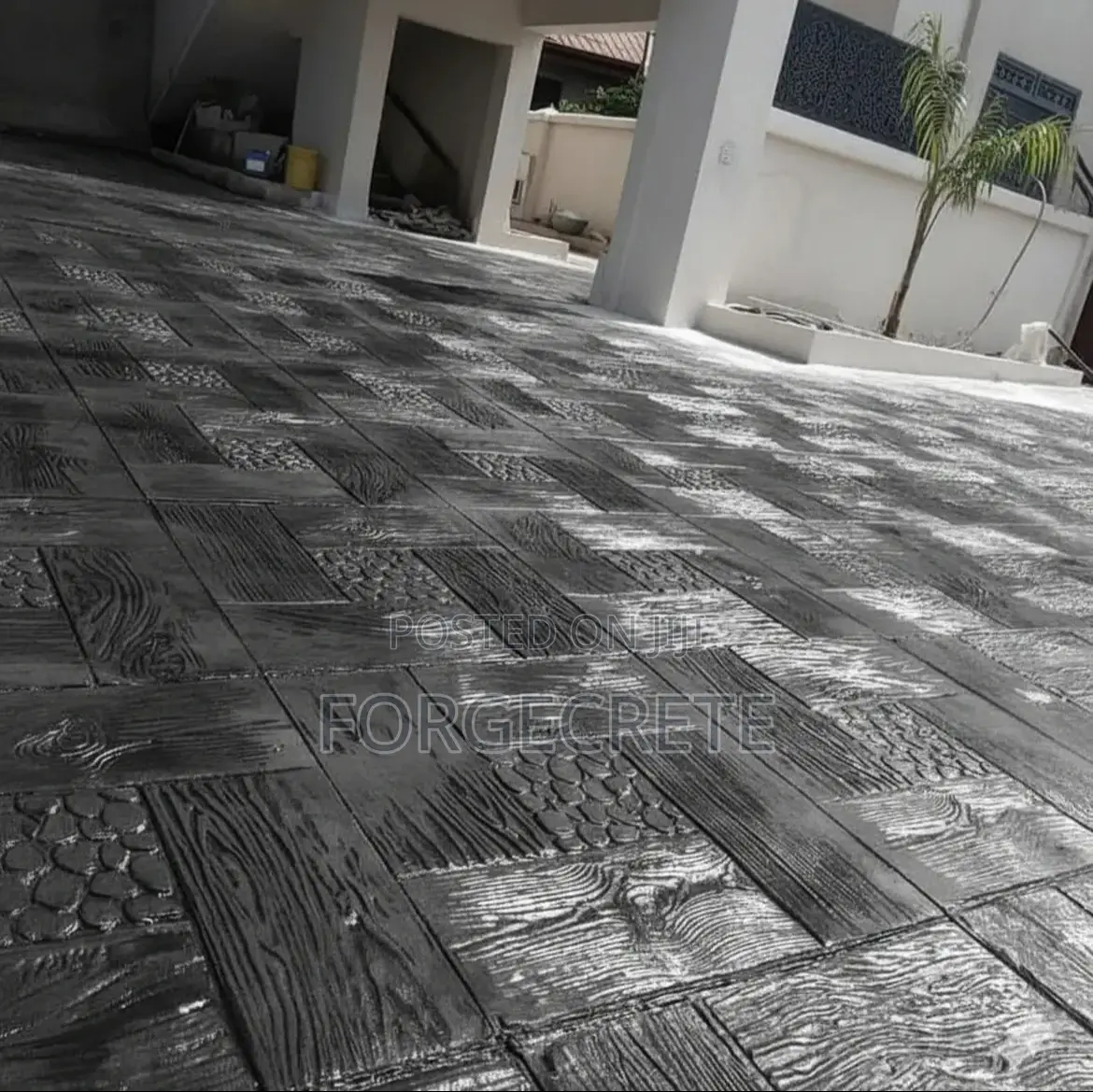 Stamped Concrete Flooring With Beautiful Designs, High Durability