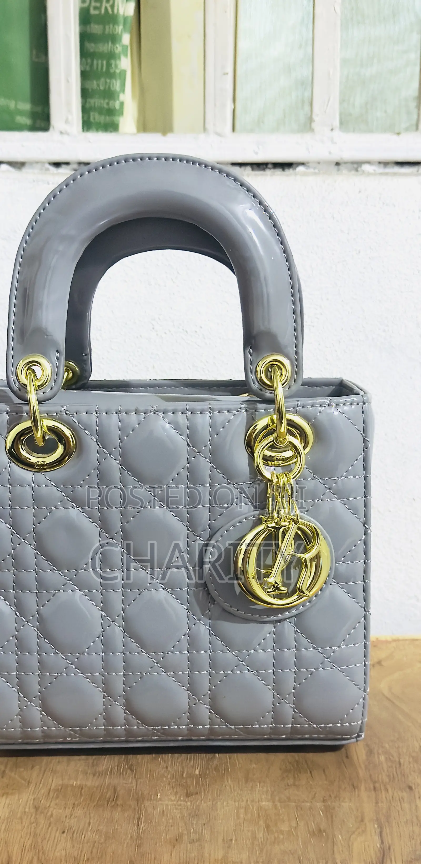 Luxury Lady-Style Quilted Handbag – Grey With Gold Hardware