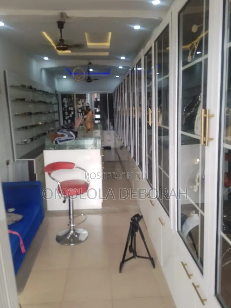 Jewelry Shop Takeover Available