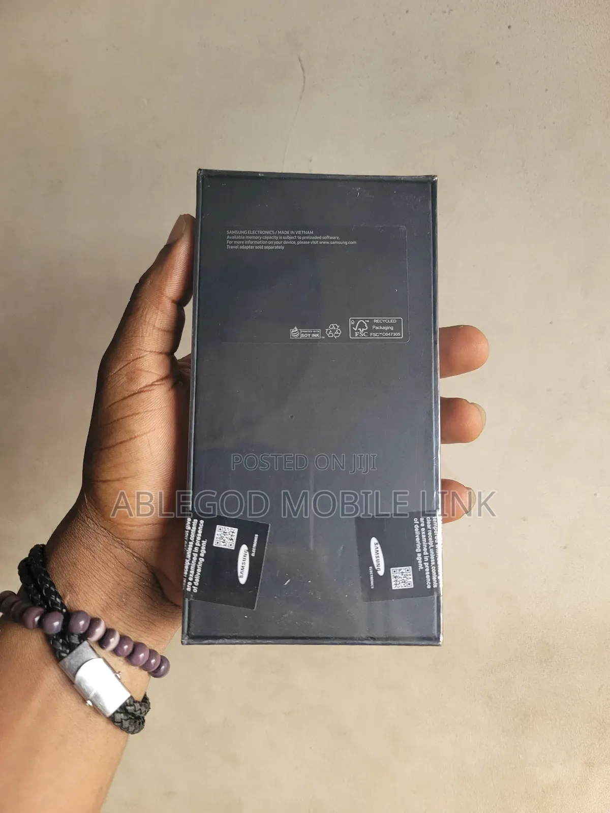 New Samsung Galaxy S22 Ultra 5G 128 GB Black