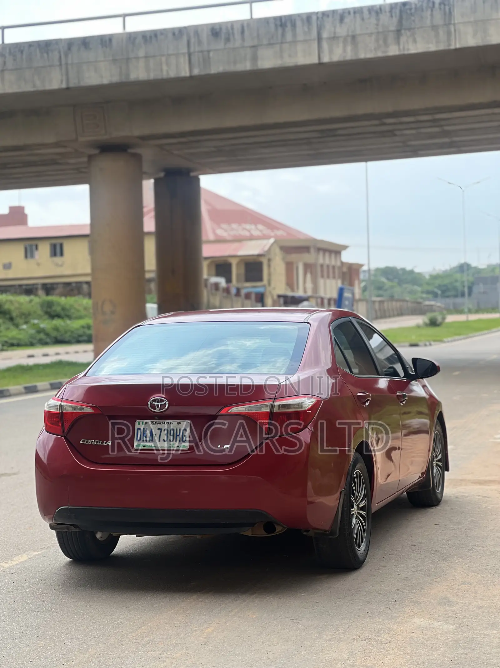 Toyota Corolla LE 4dr Sedan (1.8L 4cyl CVT) 2015 Red