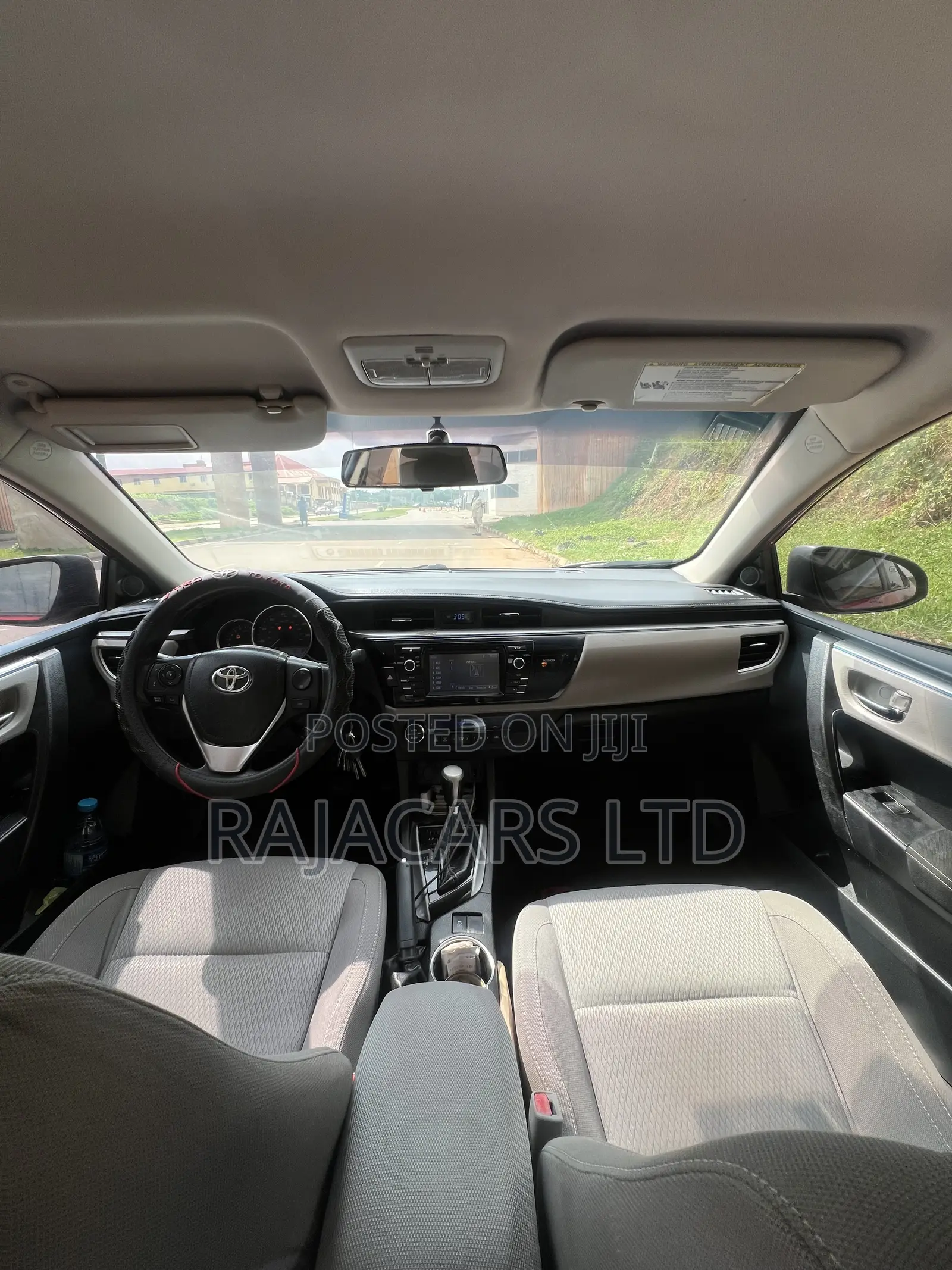 Toyota Corolla LE 4dr Sedan (1.8L 4cyl CVT) 2015 Red
