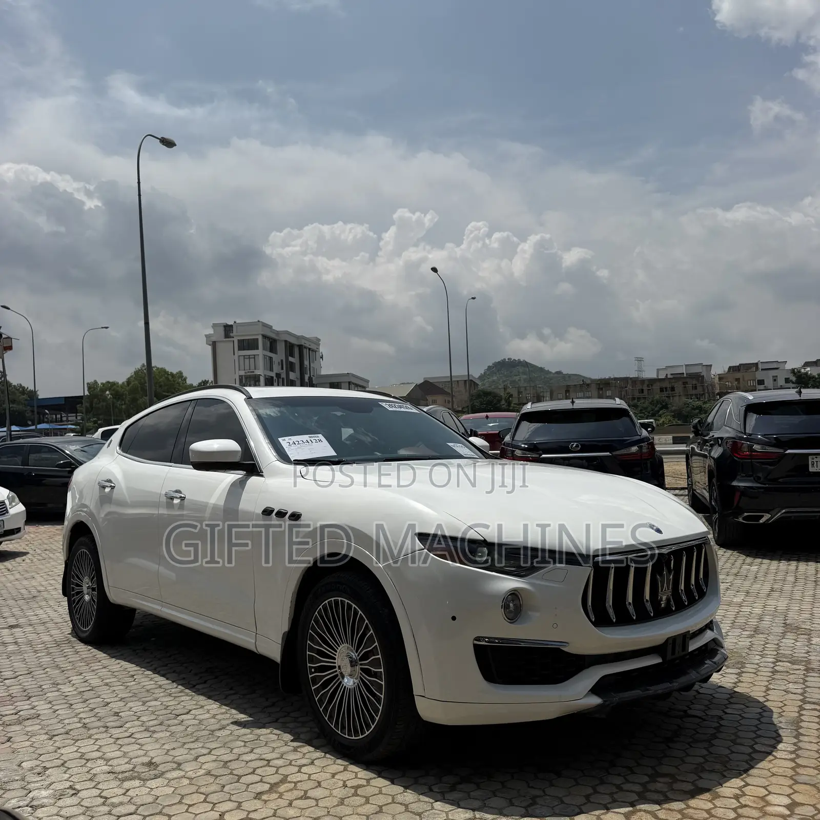 Maserati Levante Base AWD 2017 White