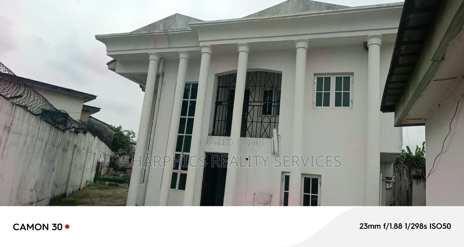 5bdrm Duplex in Ogunlana for sale