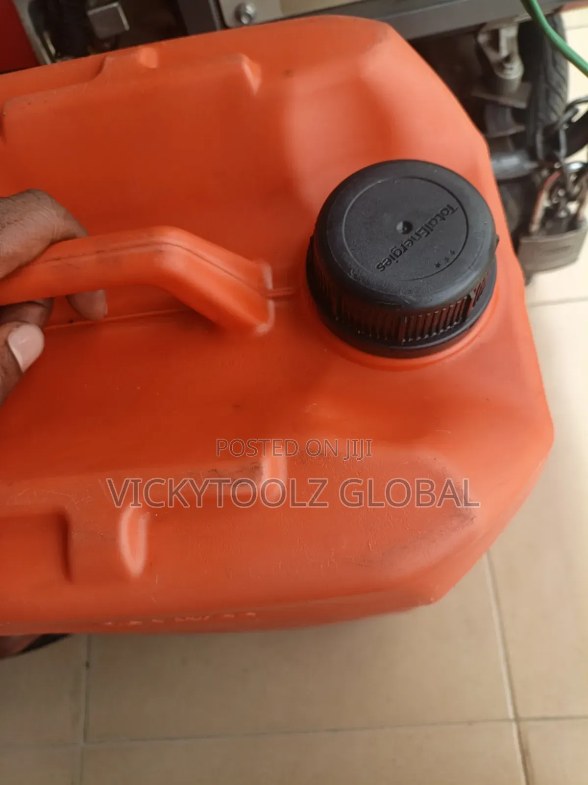 TotalEnergies Azolla ZS 46 Hydraulic Oil 25L