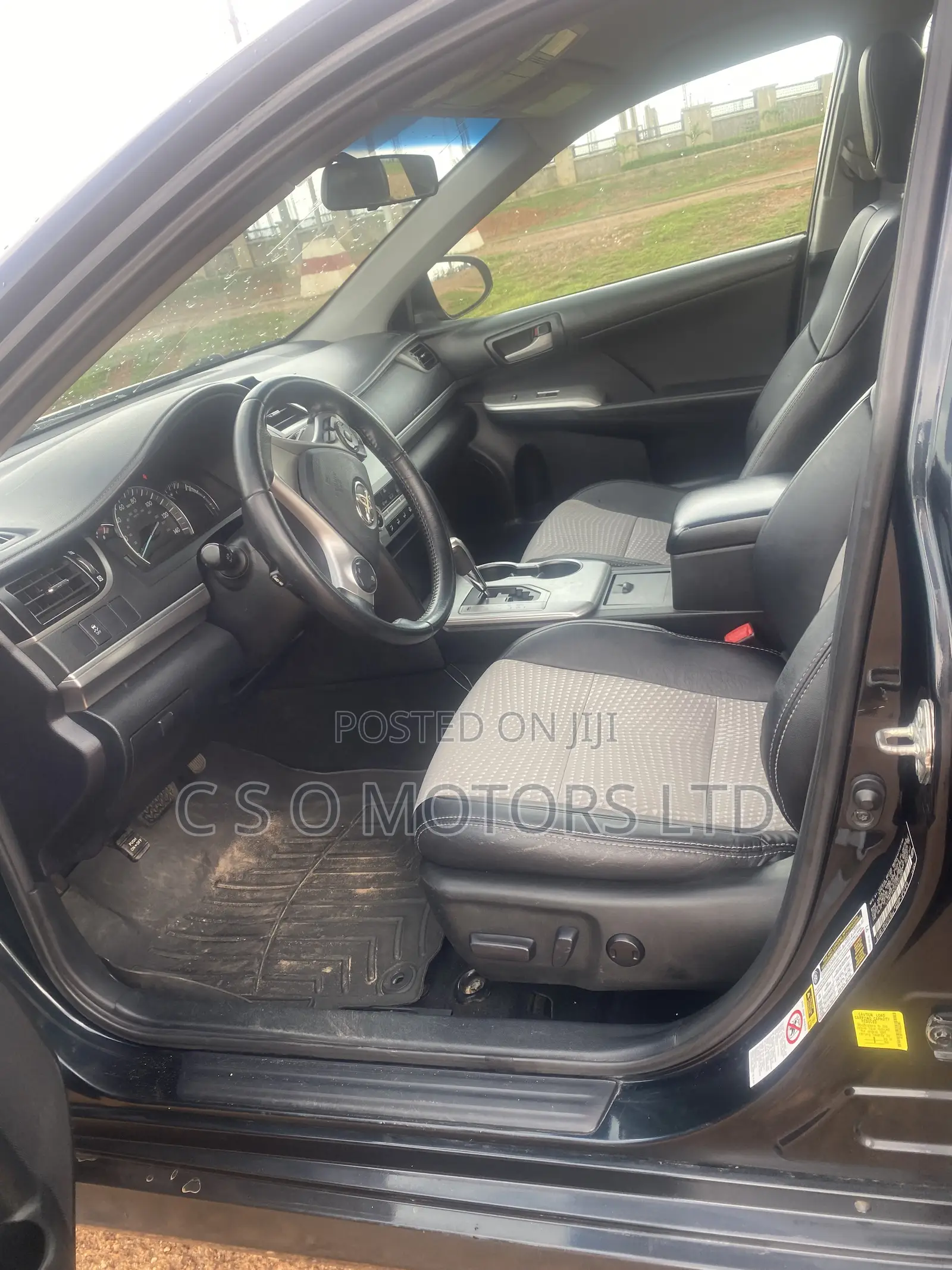 Toyota Camry SE 4dr Sedan (2.5L 4cyl 6A) 2013 Black
