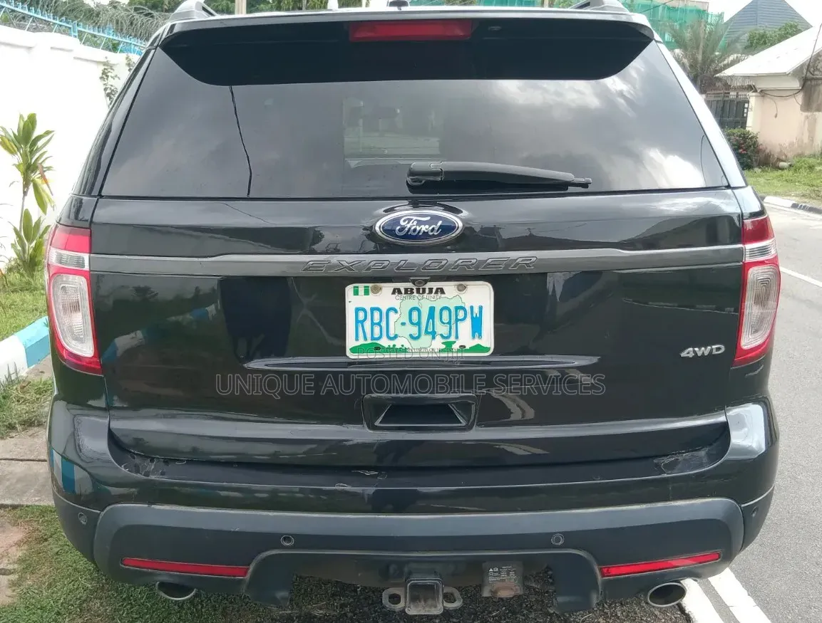 Ford Explorer Limited 4dr SUV AWD (3.5L 6cyl 6A) 2015 Black