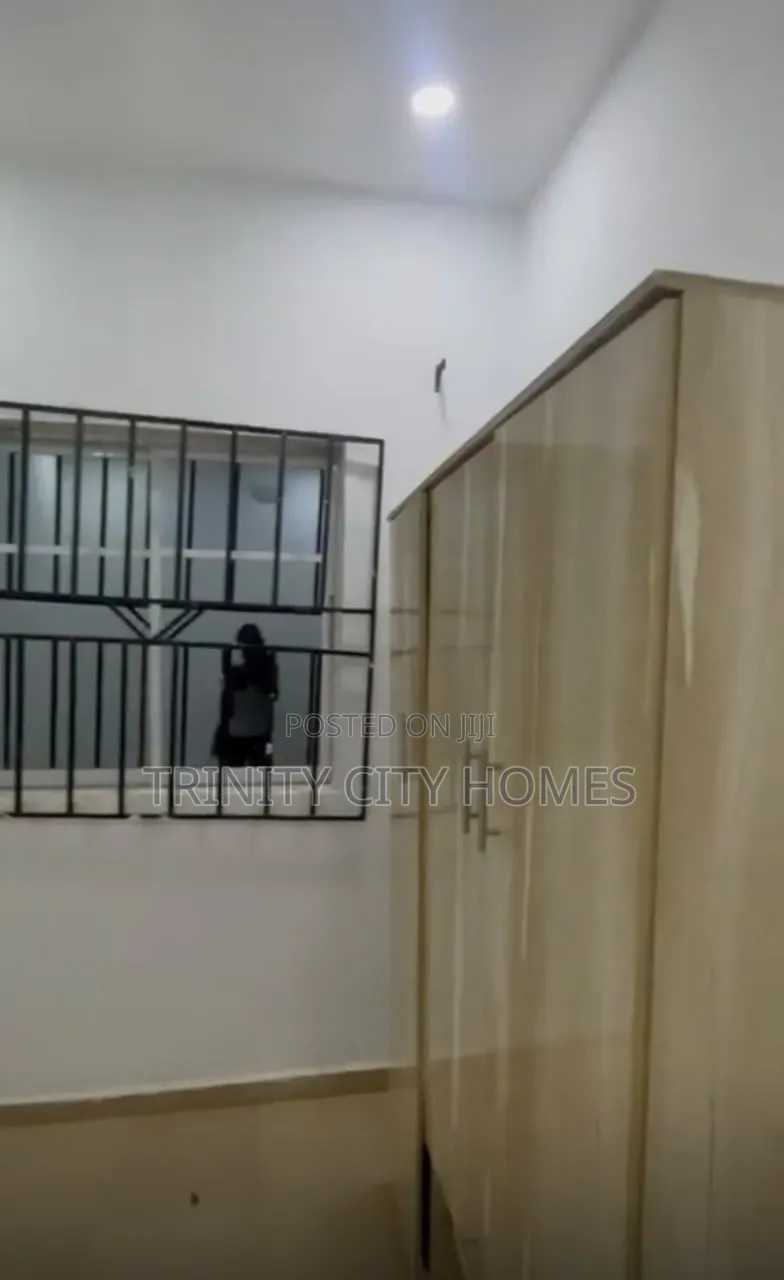 1bdrm Apartment in Crown Estate, Ife for rent