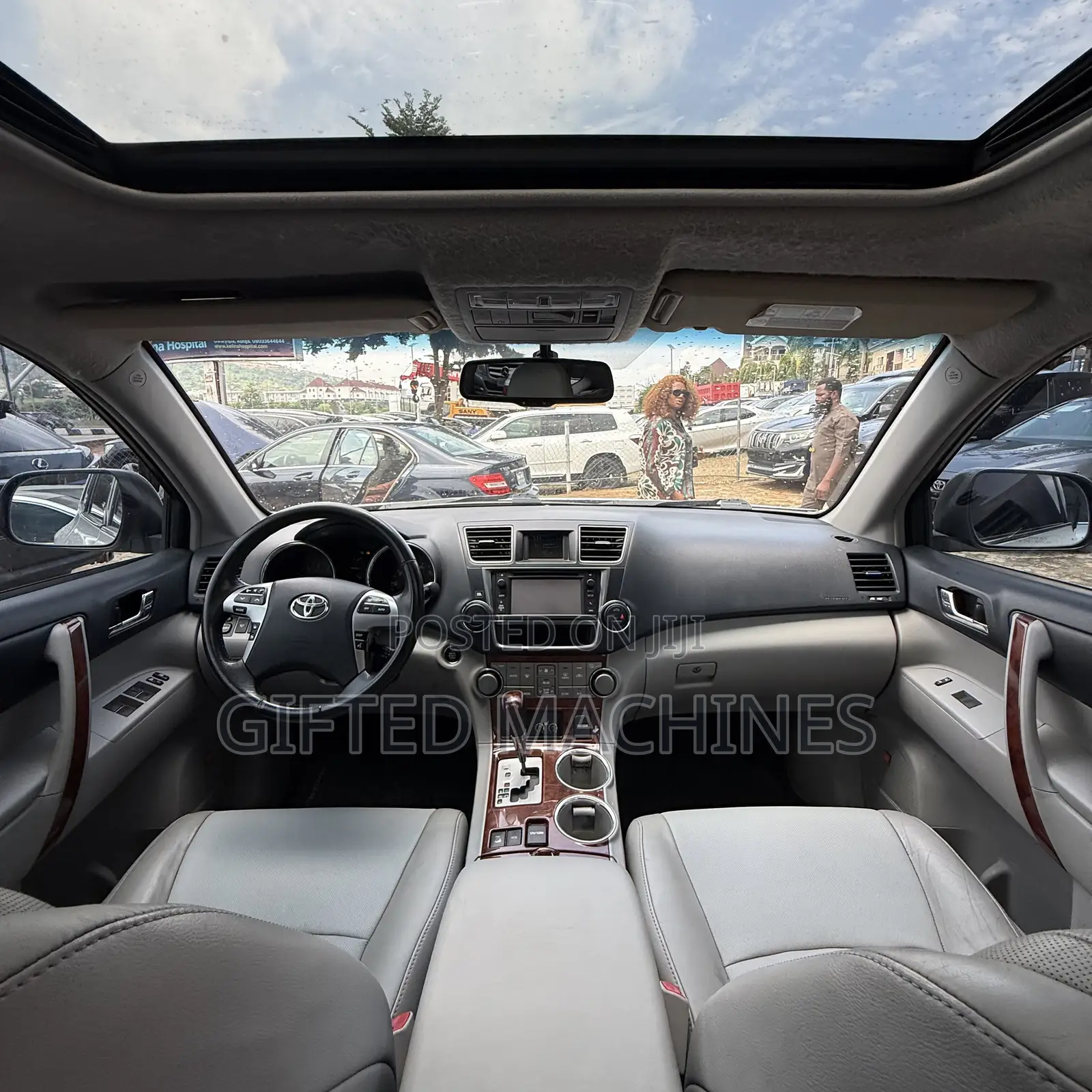 Toyota Highlander Limited 3.5L 2WD 2013 White