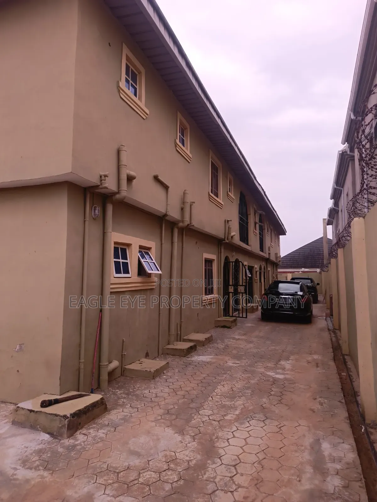 2bdrm Block of Flats in Abiola Farm Estate, Ayobo for rent