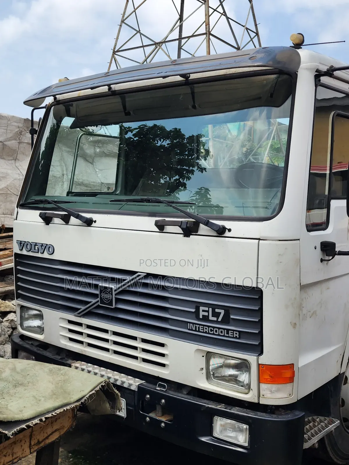 Super Clean Foreign Used Volvo FL7 Cap and Chassis Truck
